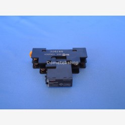 Omron G3R-ODX02SN with base P2RF-05-E